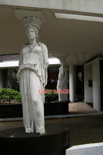 Photo caryatids highpoint 2 - highpoint,