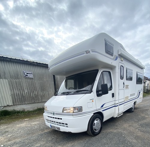 Roadstar 620 2000 berth 8 - 620,